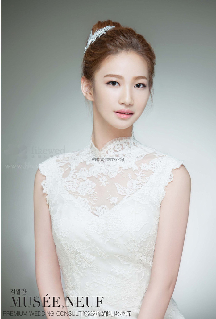 韩国Musee Neuf Makeup Salon新娘妆容作品，婚礼仪式上，呈现给大家与神圣的场所相匹配的朴素端庄，高贵优雅，天真浪漫的新娘形象。