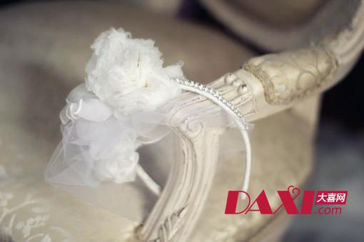 新娘必带的婚礼饰品 打造最美最气质的完美新娘