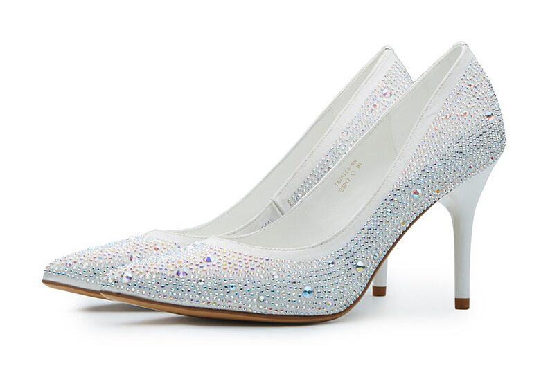 婚鞋图,新娘婚鞋图片,适合双鱼座新娘的婚鞋