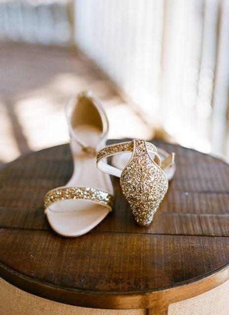 金色新娘配饰,新娘耳环,新娘婚鞋