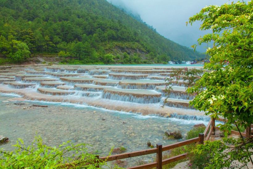 云南丽江玉龙雪山蓝月谷自然风景图片(11张)