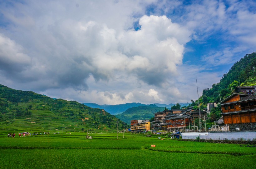 贵州黔东南西江千户苗寨自然风景图片(10张)