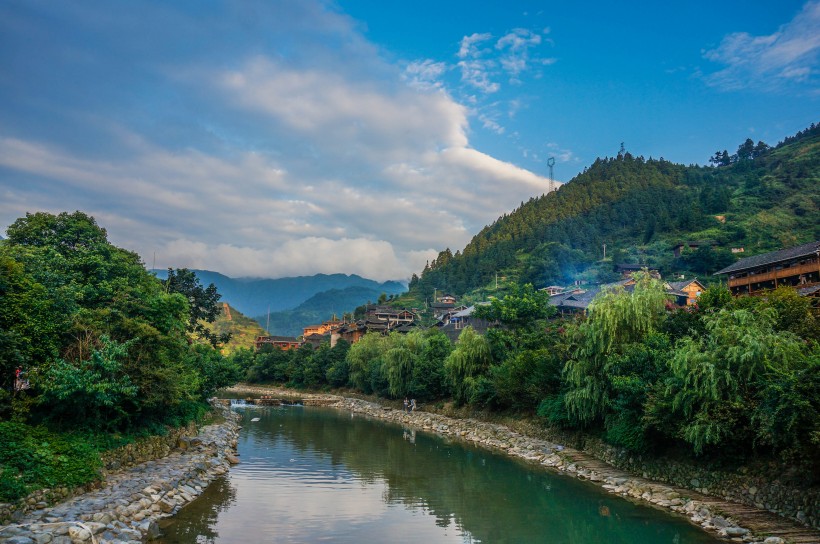 贵州黔东南西江千户苗寨自然风景图片(10张)