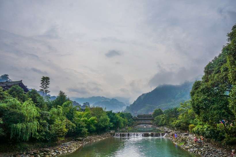 贵州黔东南西江千户苗寨自然风景图片(10张)