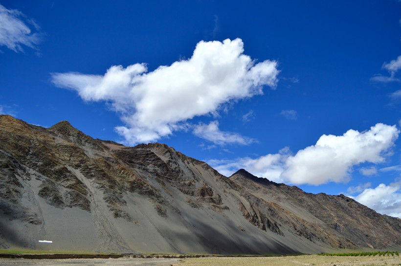 西藏高原自然风景图片(10张)