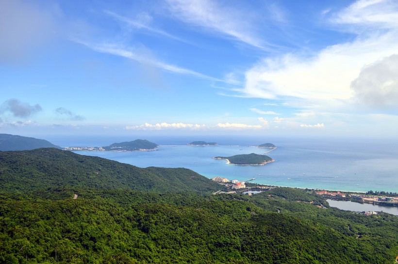 海南三亚亚龙湾海滨风景图片(8张)