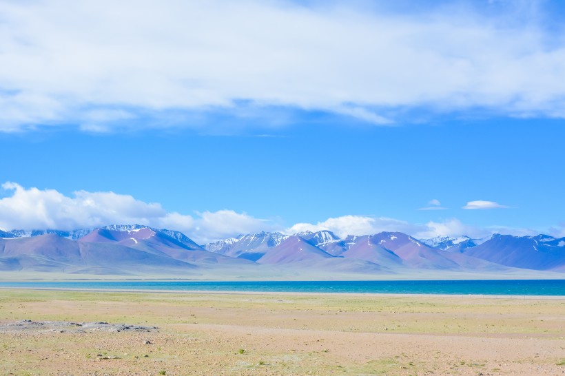 西藏羊卓雍措自然风景图片(9张)