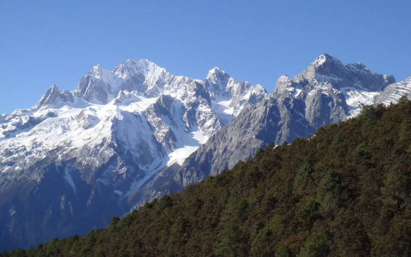 云南玉龙雪山自然风景图片(24张)