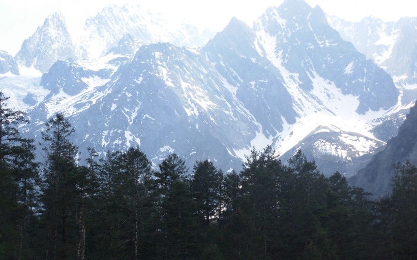 云南玉龙雪山自然风景图片(24张)