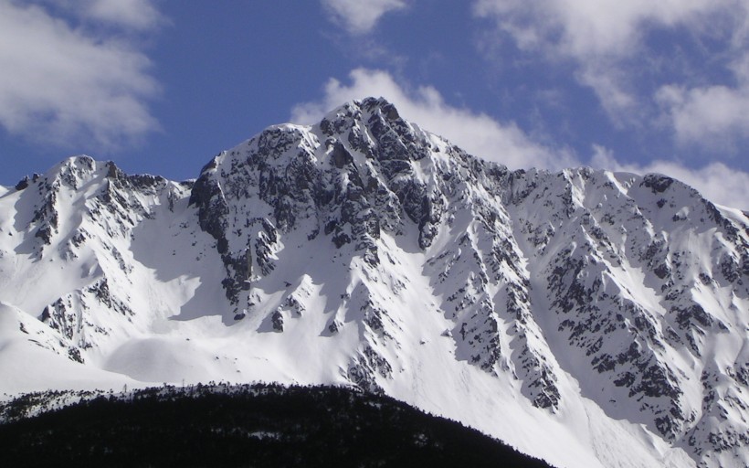 云南玉龙雪山自然风景图片(24张)