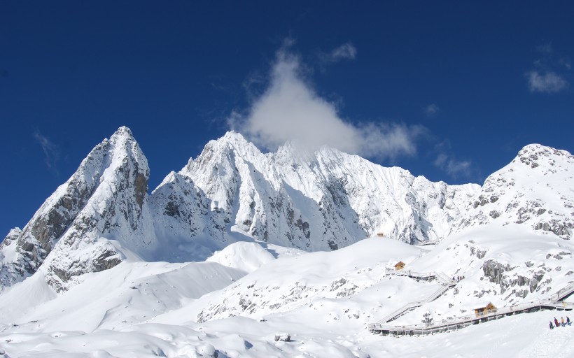 云南玉龙雪山自然风景图片(24张)
