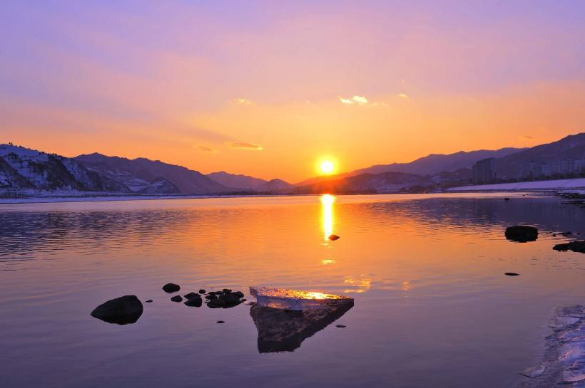 海边夕阳风景图片绯红浪漫