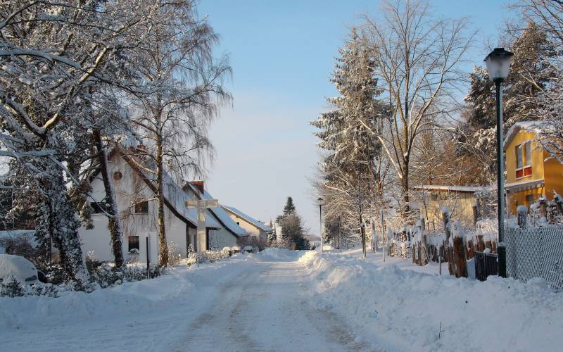 唯美雪路精美壁纸赏析