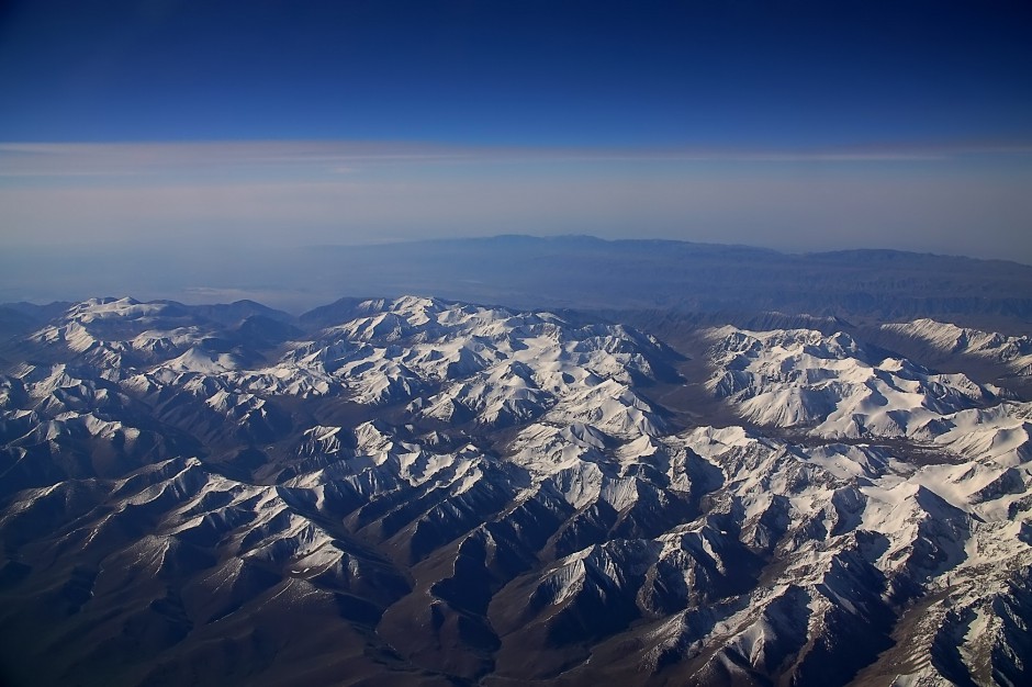 鸟瞰昆仑山风景图片