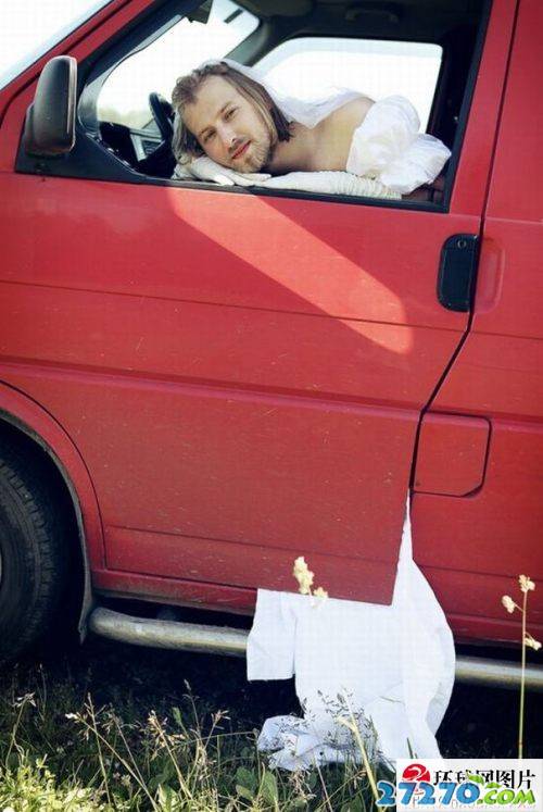 每日爆笑 婚纱照