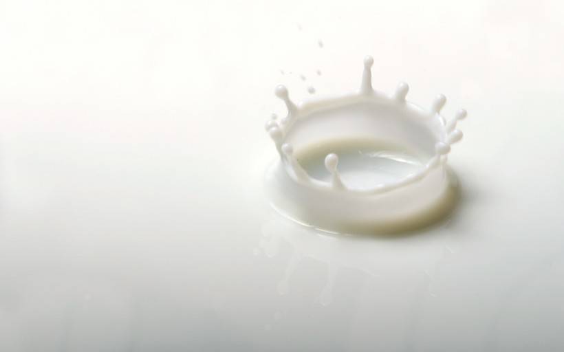 牛奶图片大全香醇营养满分