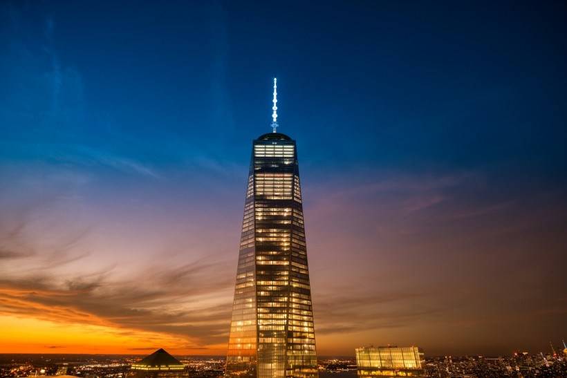 纽约帝国大厦迷人夜景素材