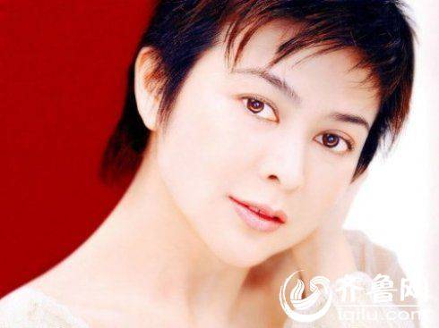 杨钰莹李嘉欣赵雅芝邓丽君 最令70后惦记的梦中情人(4)