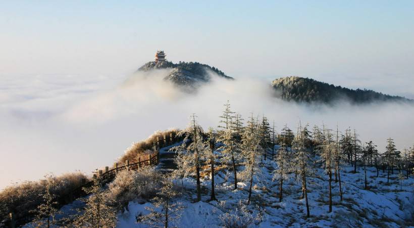 四川峨眉山云海仙境高清壁纸