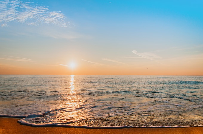最美黄昏沙滩风景图片