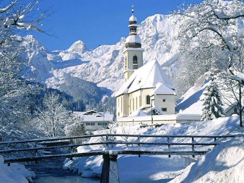 冬季高山雪景白色唯美景观