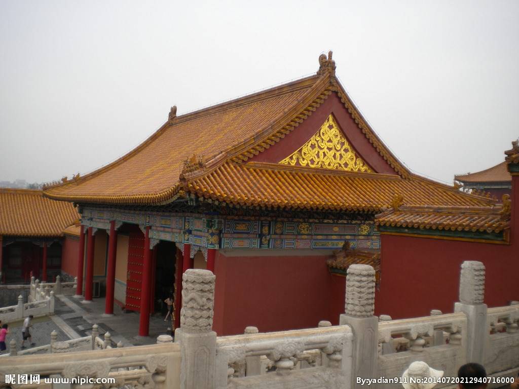 迷人的宫殿外景高清图片