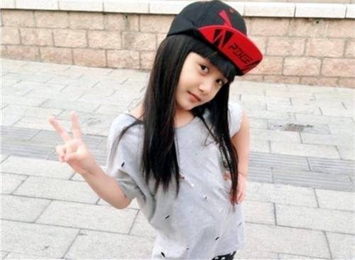 可爱女童星张籽沐组图