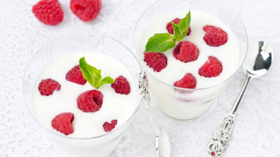 牛奶水果布丁甜点图片营养健康