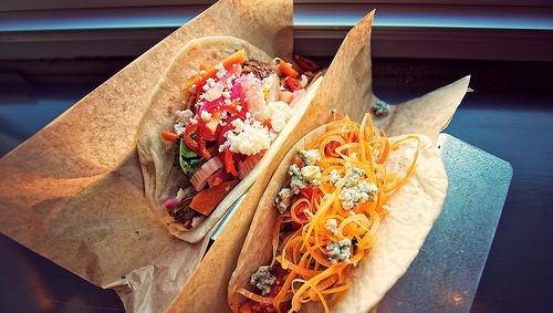 诱人的墨西哥玉米卷饼美食图片