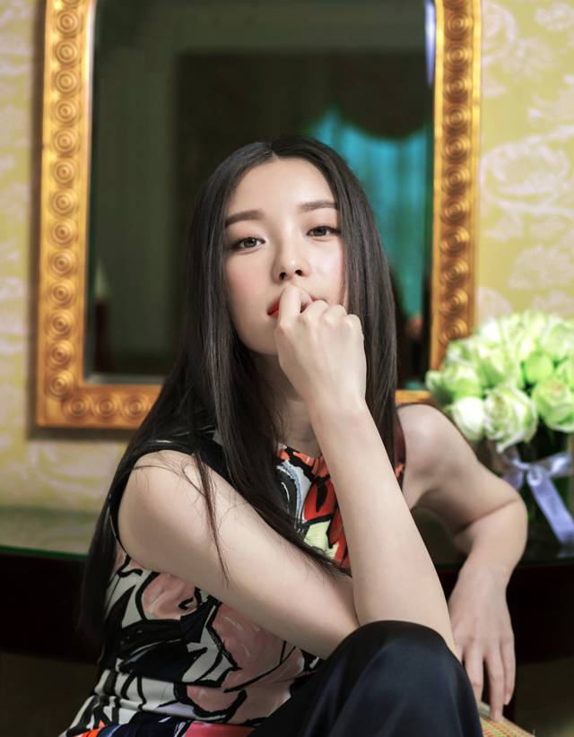 女神倪妮高贵优雅风情写真