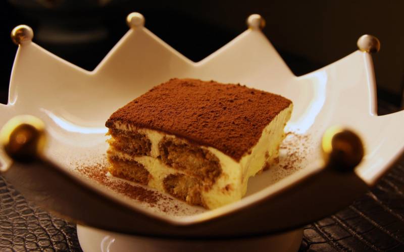 精美甜点提拉米苏糕点蛋糕图片