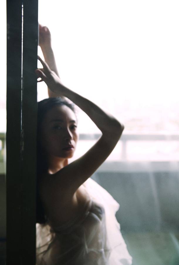 泰国美女性感人体艺术写真