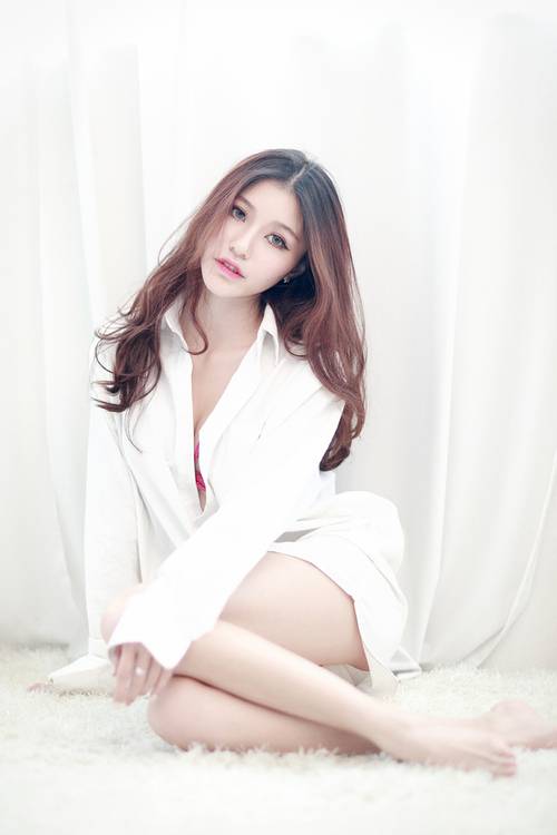 性感美女秋莹私房写真
