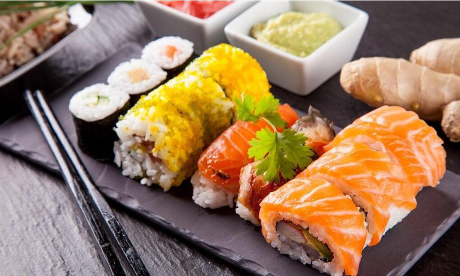 美味的日本海鲜寿司图片