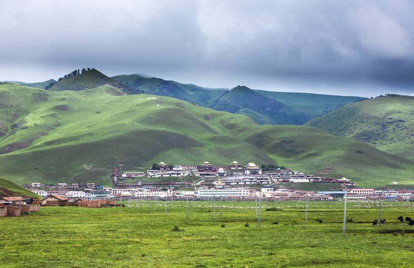 若尔盖草原美丽风景图片高清壁纸