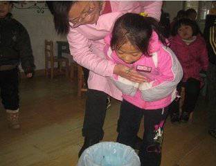 云南一幼儿园91名儿童餐后呕吐