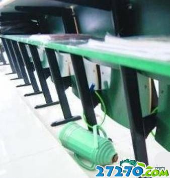 人类已经无法阻止大学生占座了