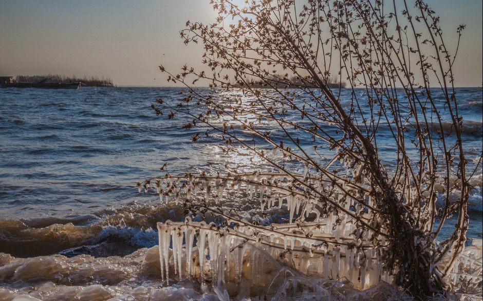 北欧河流雪景风景图片特写