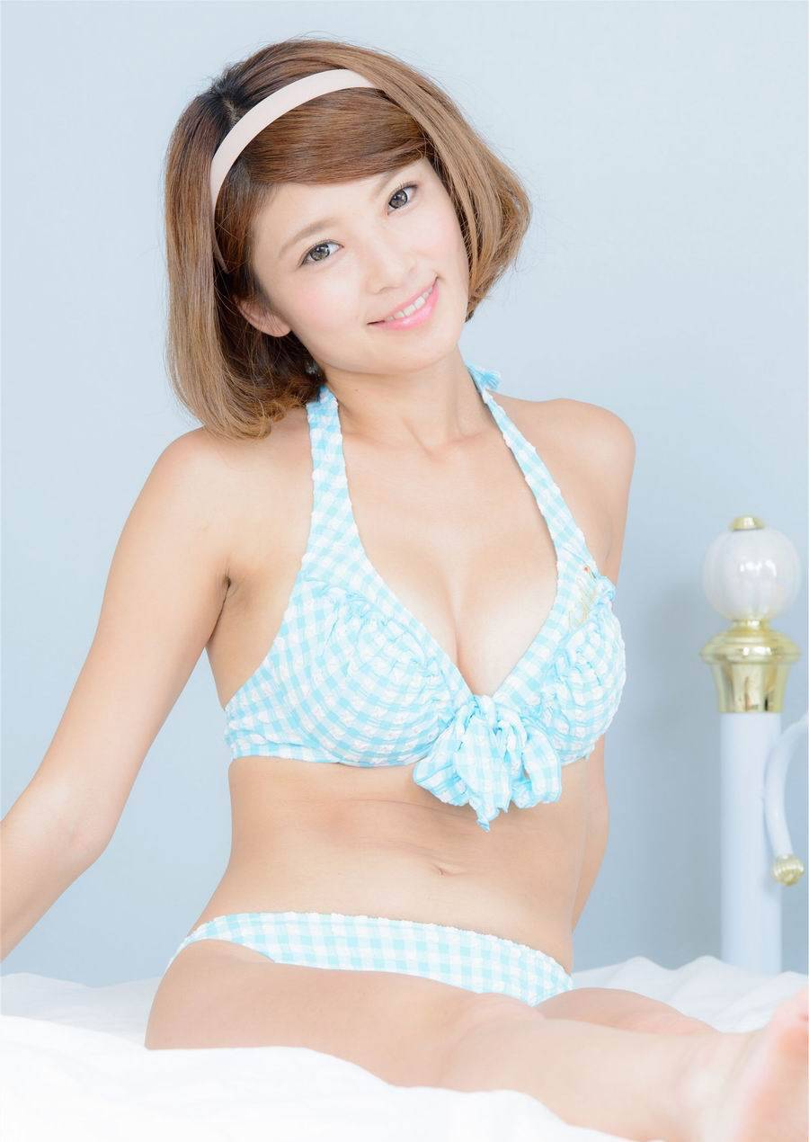 清纯美女辻井美香私房诱惑写真