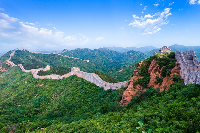 蜿蜒曲折的中国长城风景图片