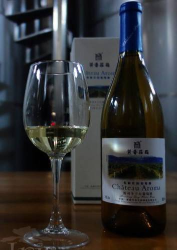 新疆特色小吃大全 烤肉手抓饭令人垂涎