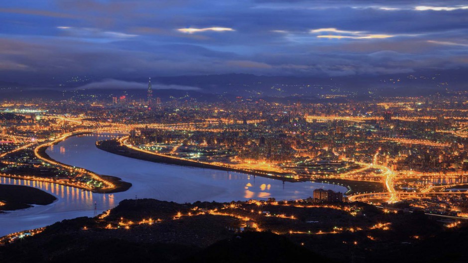 台北夜景图片壁纸灯光璀璨耀眼