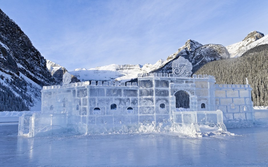 美丽的冬天冰雕艺术风景图片壁纸