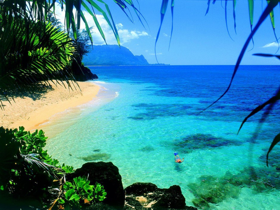 海岛蓝色清新风景图片分享