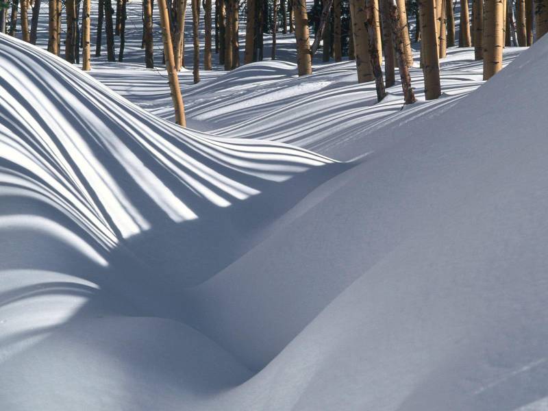 干燥的小屋雪景高清风景壁纸赏析