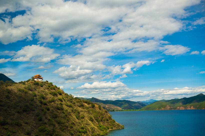 四川泸沽湖旅游风景图片壁纸欣赏