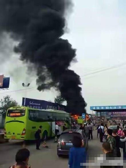 河北进京公交遭纵火 嫌犯被警方控制
