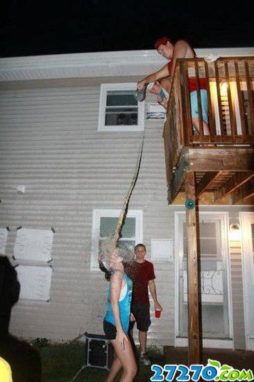 外国牛人的雷人囧瞬间