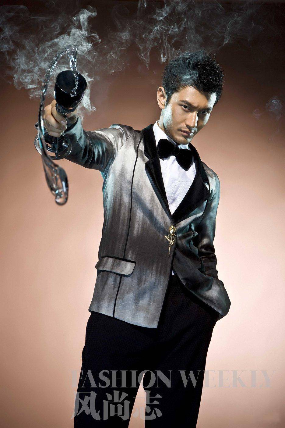 黄晓明演绎不羁男人更显型男魅力