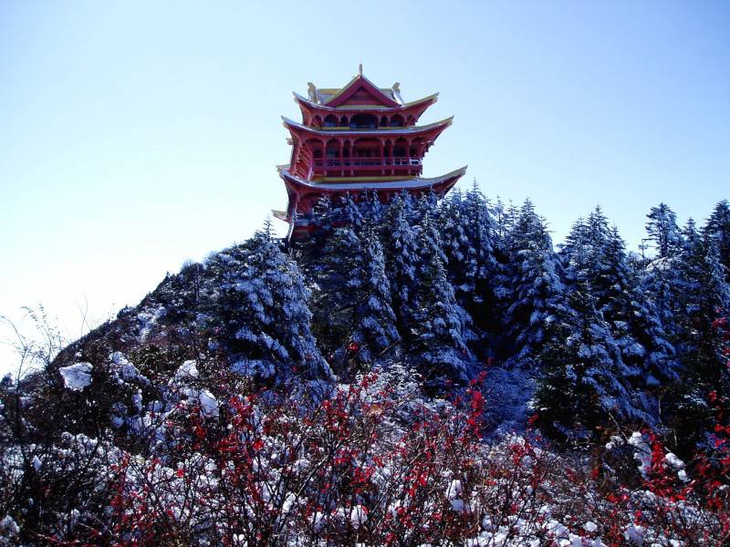四川峨眉山冬季雪景高清壁纸